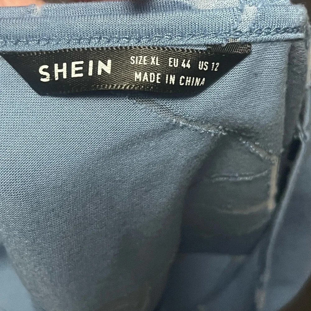 PJ* SHEIN Blue Crop Top with See Through Lines - Picture 4 of 4